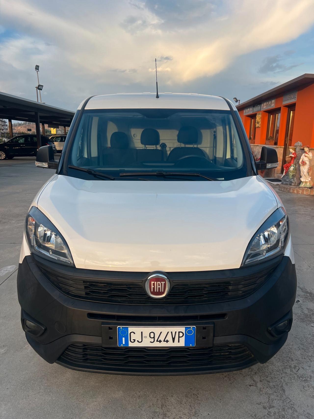 Fiat Doblò 1.6 mjt 105cv LOUNGE 3 POSTI E6D