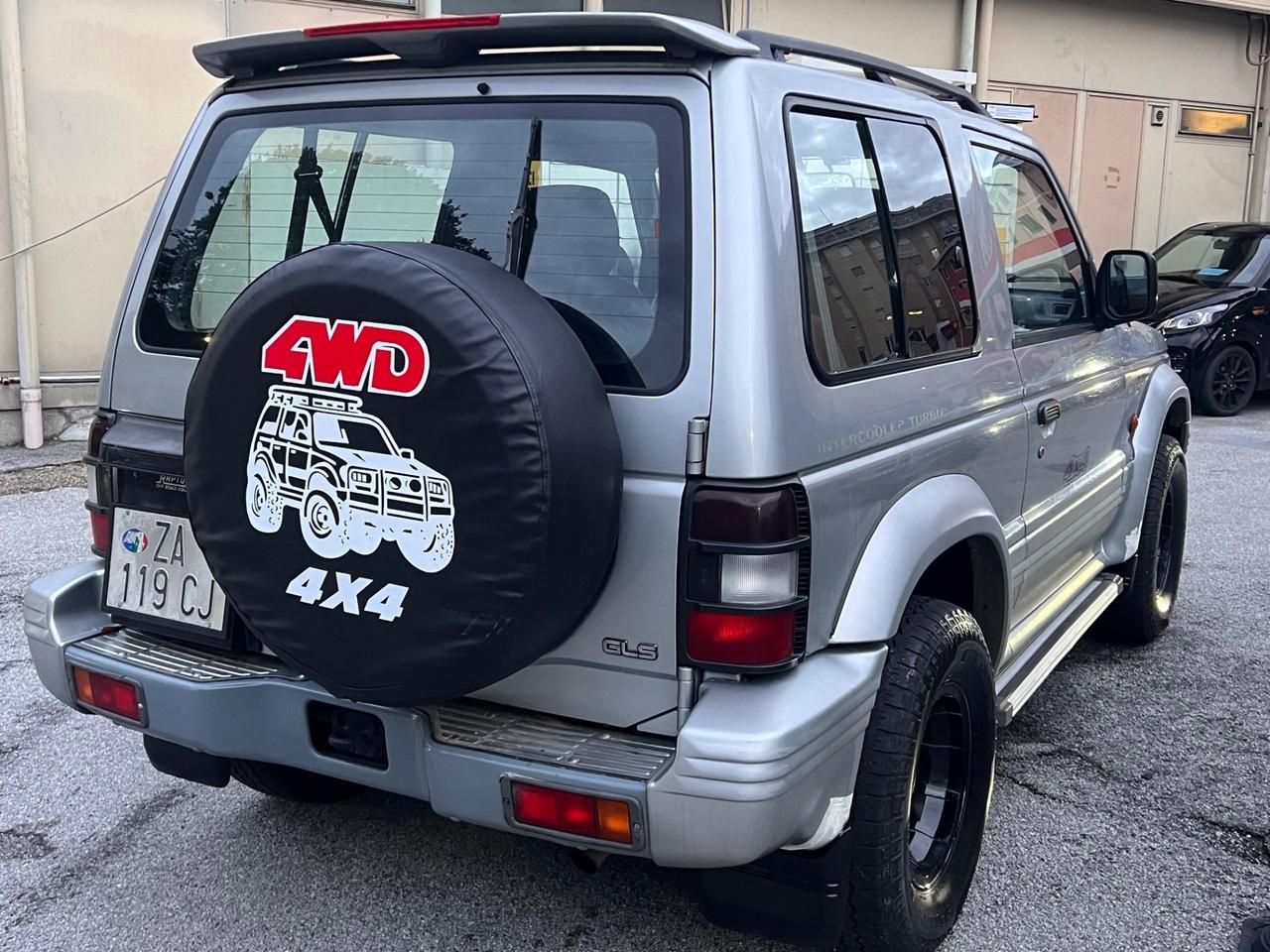 Mitsubishi Pajero 2.5 TDI Metal-top SS GLS Exec.