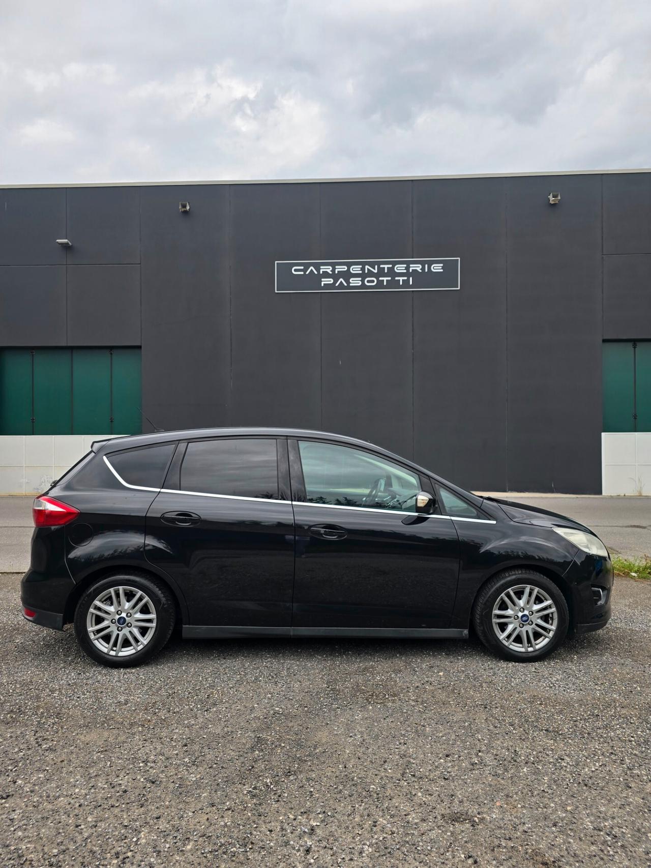 Ford C-Max Titanium