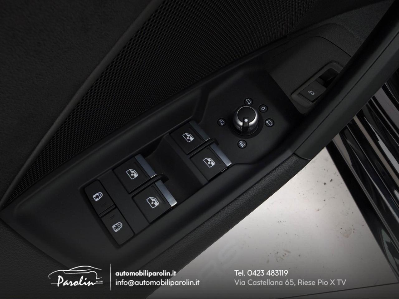 Audi RS3 Sportback 2.5 tfsi quattro S-tronic Black-Tetto-Matrix-Pelle