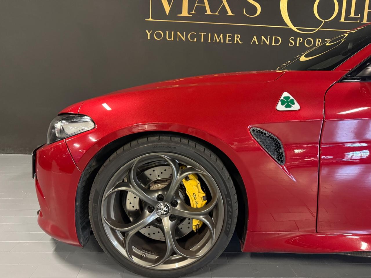 Alfa Romeo Giulia 2.9 V6 Bi-Turbo AT8 Quadrifoglio