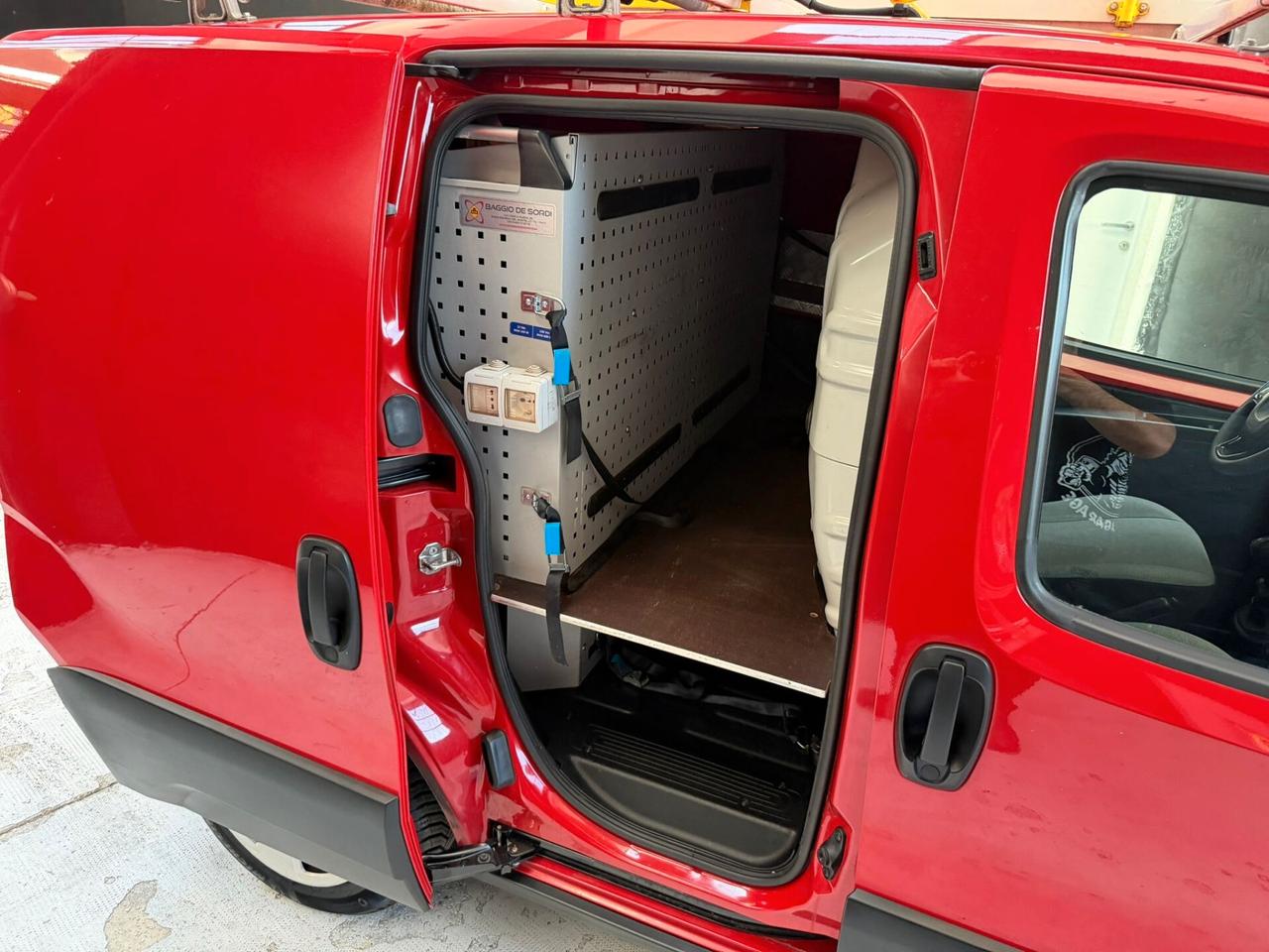 Fiat Fiorino 1.3 MJT 95CV Cargo Adventure ALLESTITO OFFICINA MOBILE
