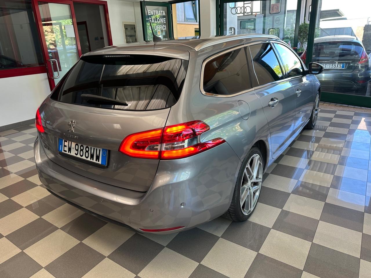 Peugeot 308 BlueHDi 150 S&S SW Allure GT Line