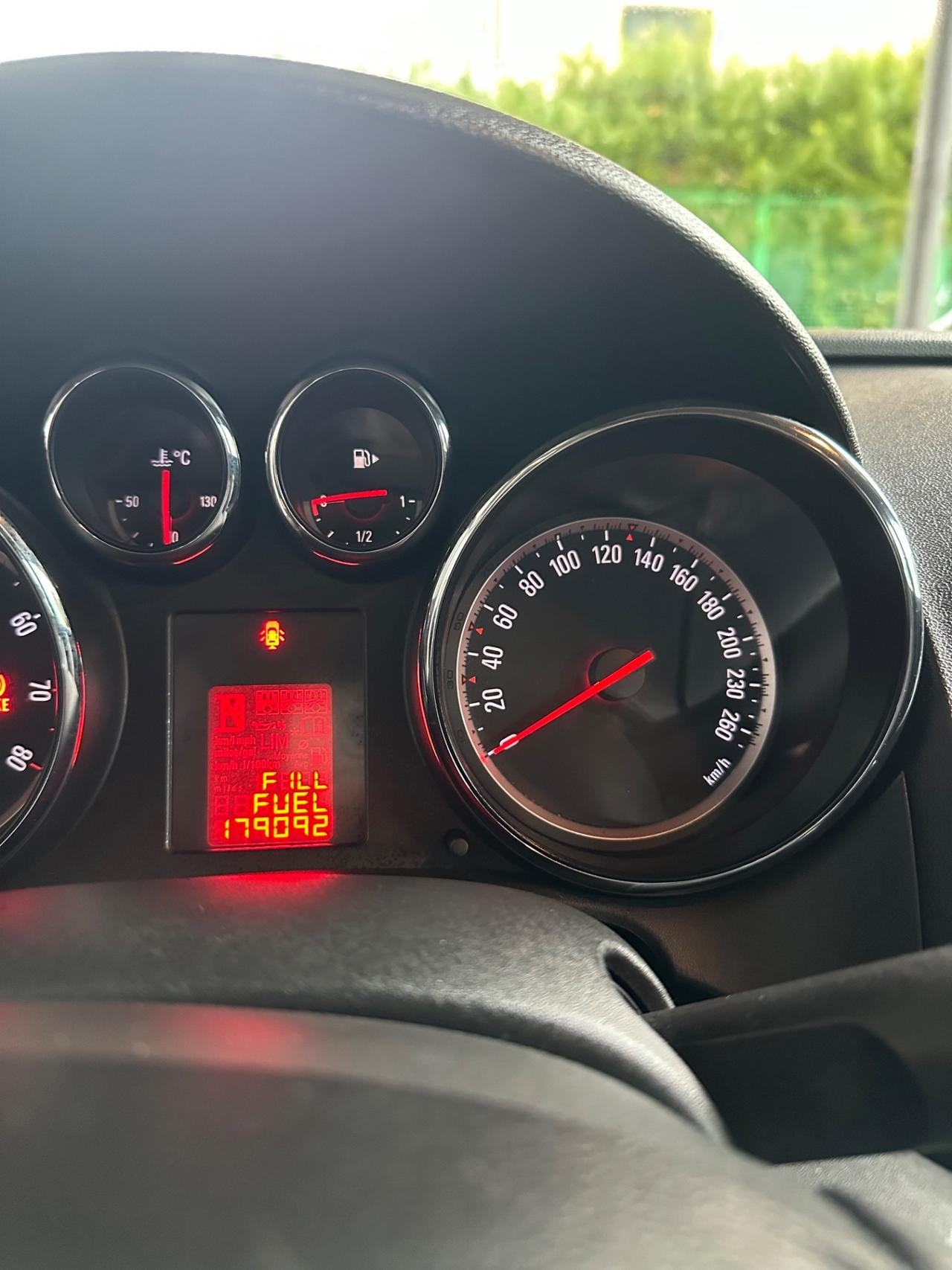 Opel Astra 1.4 Turbo 140CV 5 porte GPL Tech Cosmo