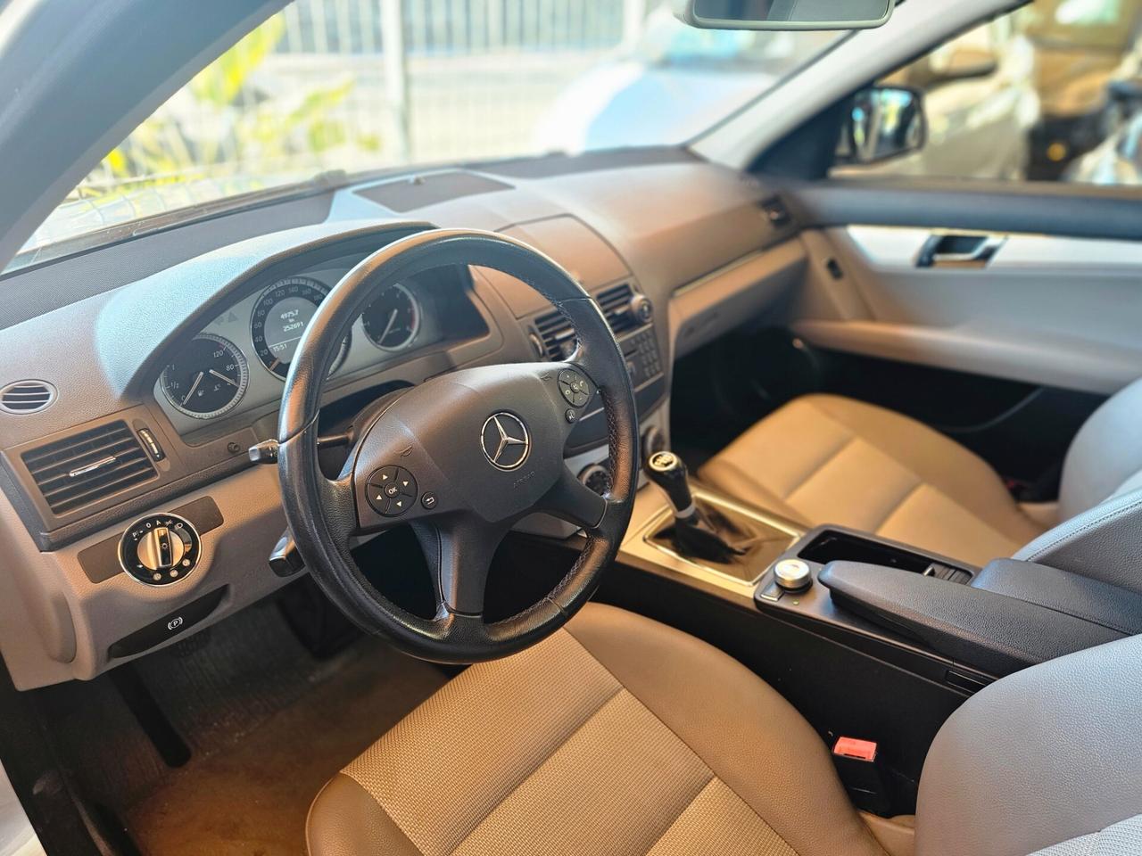 Mercedes-benz C 220 C 220 CDI Avantg.