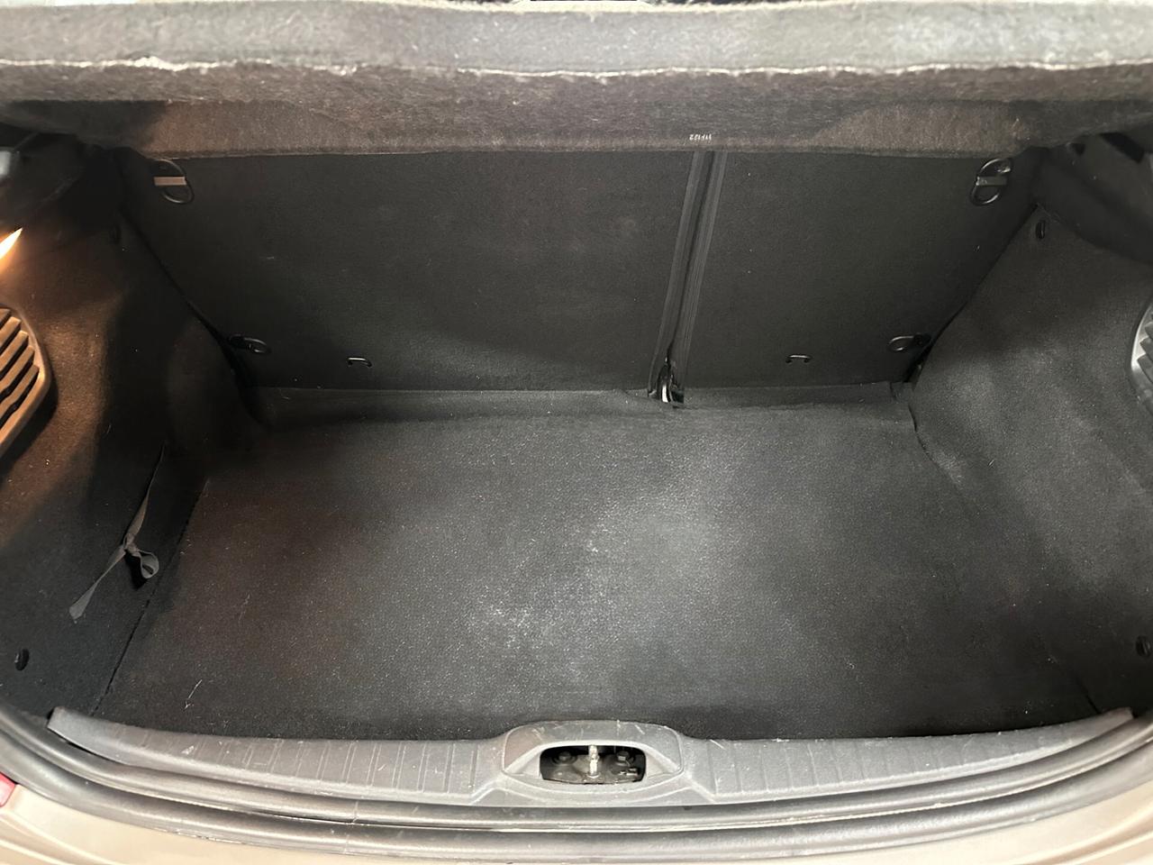 Peugeot 208 1.2 VTi 82 CV 5 porte Allure