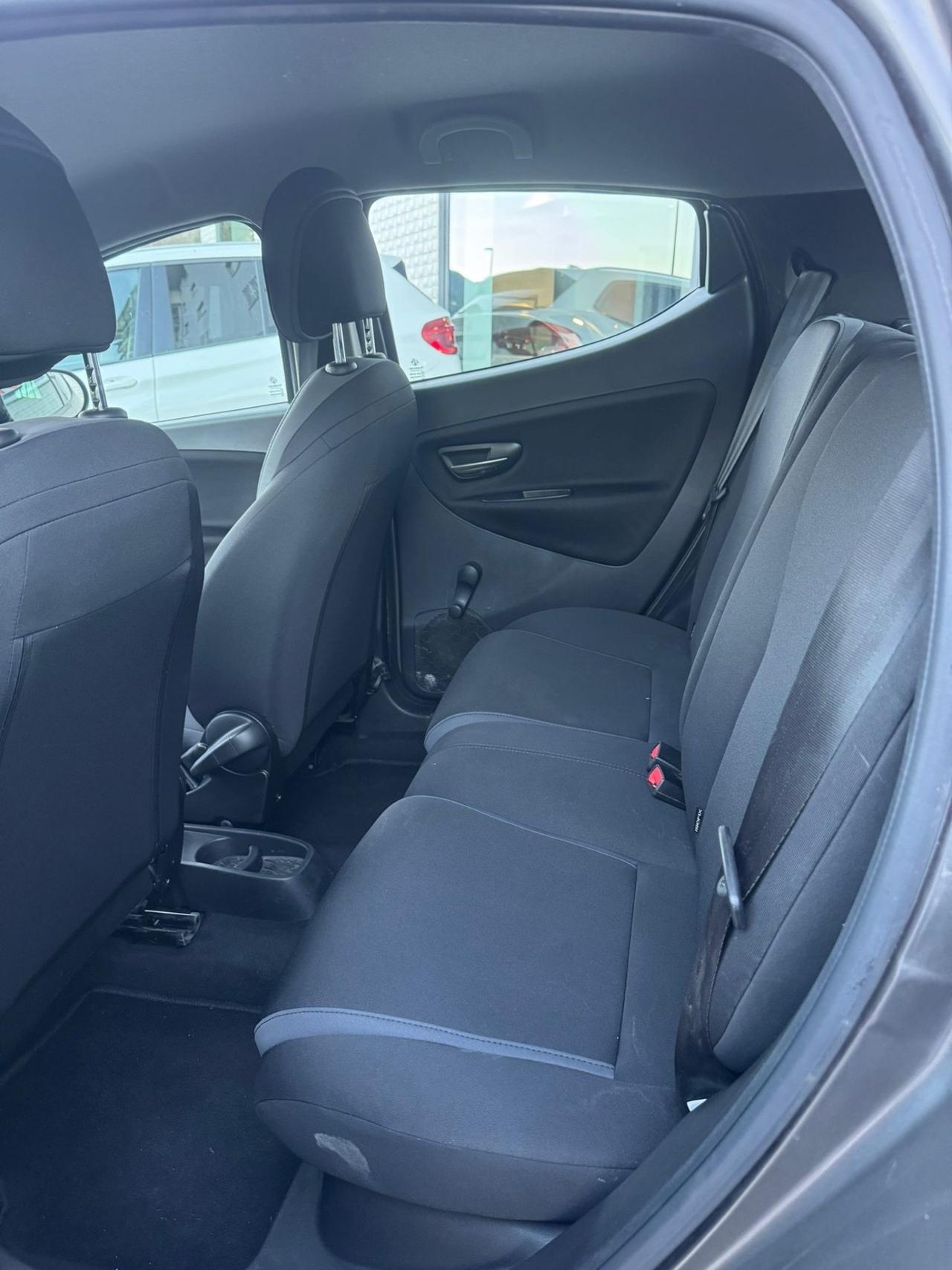 Lancia Ypsilon 1.3 MJT 16V 95 CV 5 porte S&S Gold