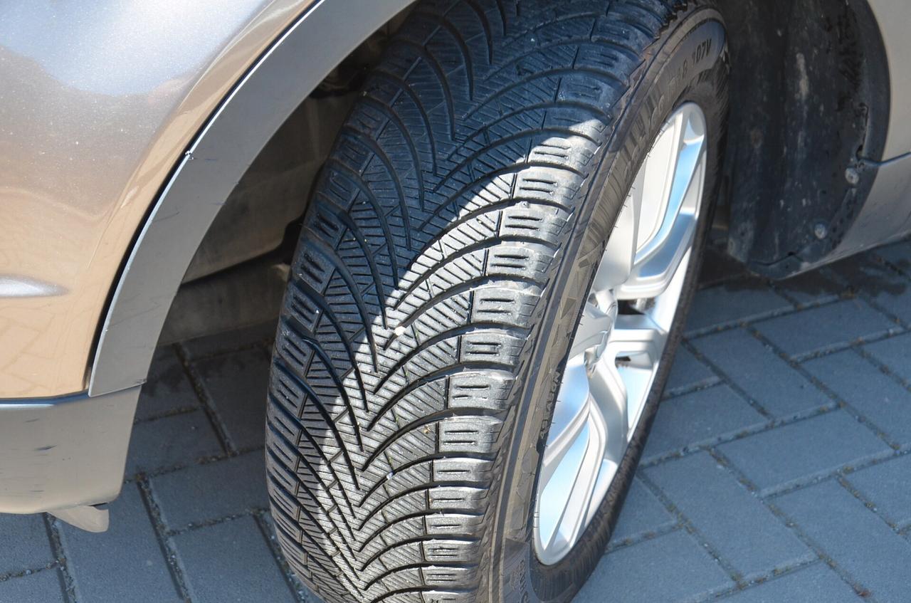 Land Rover Range Evoque 2.0 TD4 150 CV 5p. SE