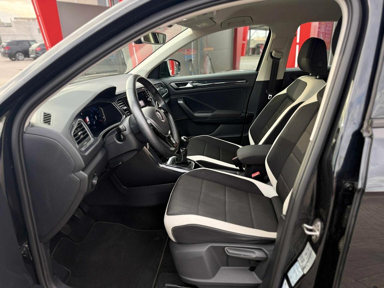 Volkswagen T-Roc 1.6 TDI SCR Advanced BELLA