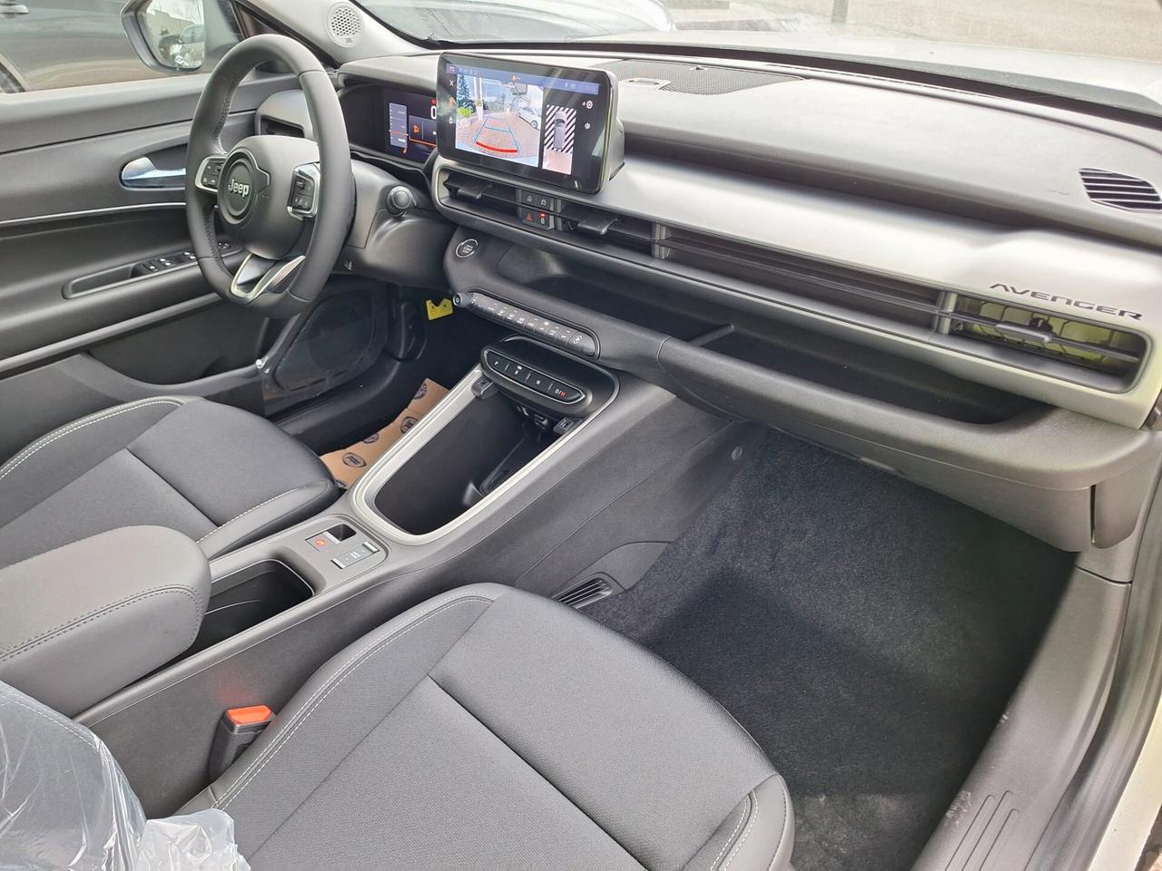 Jeep Avenger 1.2 Turbo 100 CV MHEV Longitude