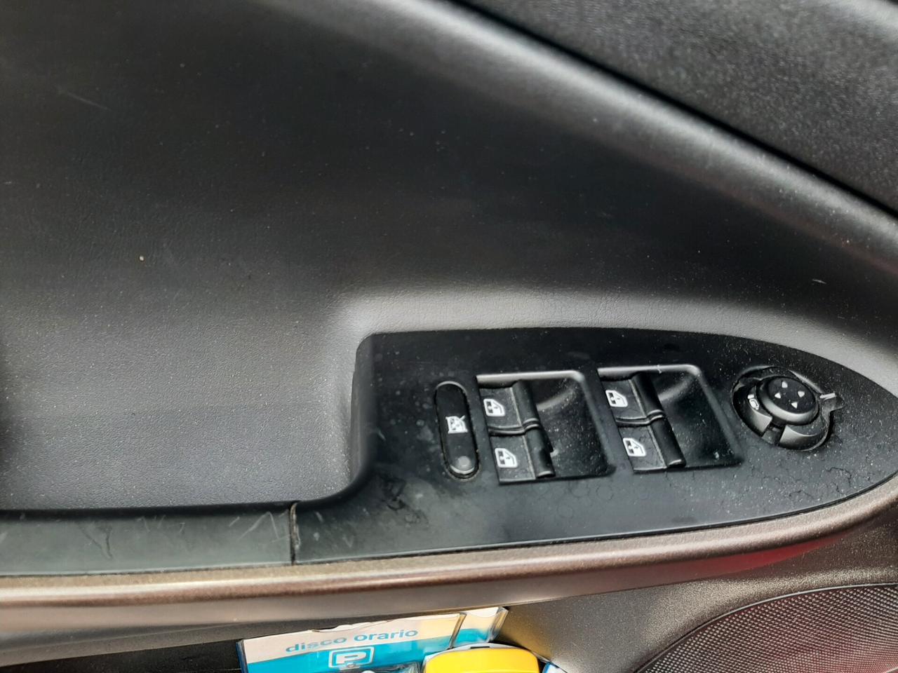 Alfa Romeo Giulietta 1.6 JTDm-2 - Turbodiesel 105 CV Business 5 Porte 5 Posti