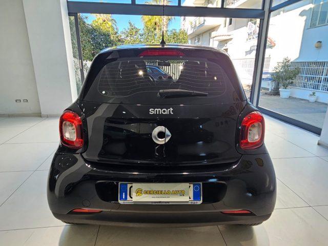 SMART ForFour 70 1.0 Youngster tua da ?119,00 mensili