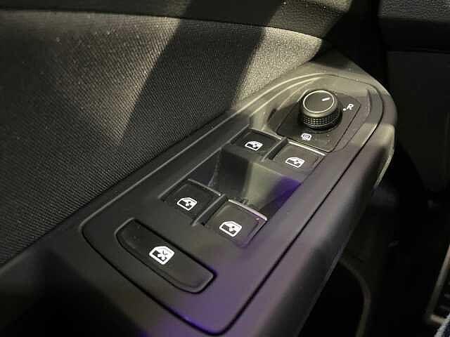 Volkswagen Golf 8ª serie 1.5TGI 130CV DSG Life - METANO/NEOPATENTATI