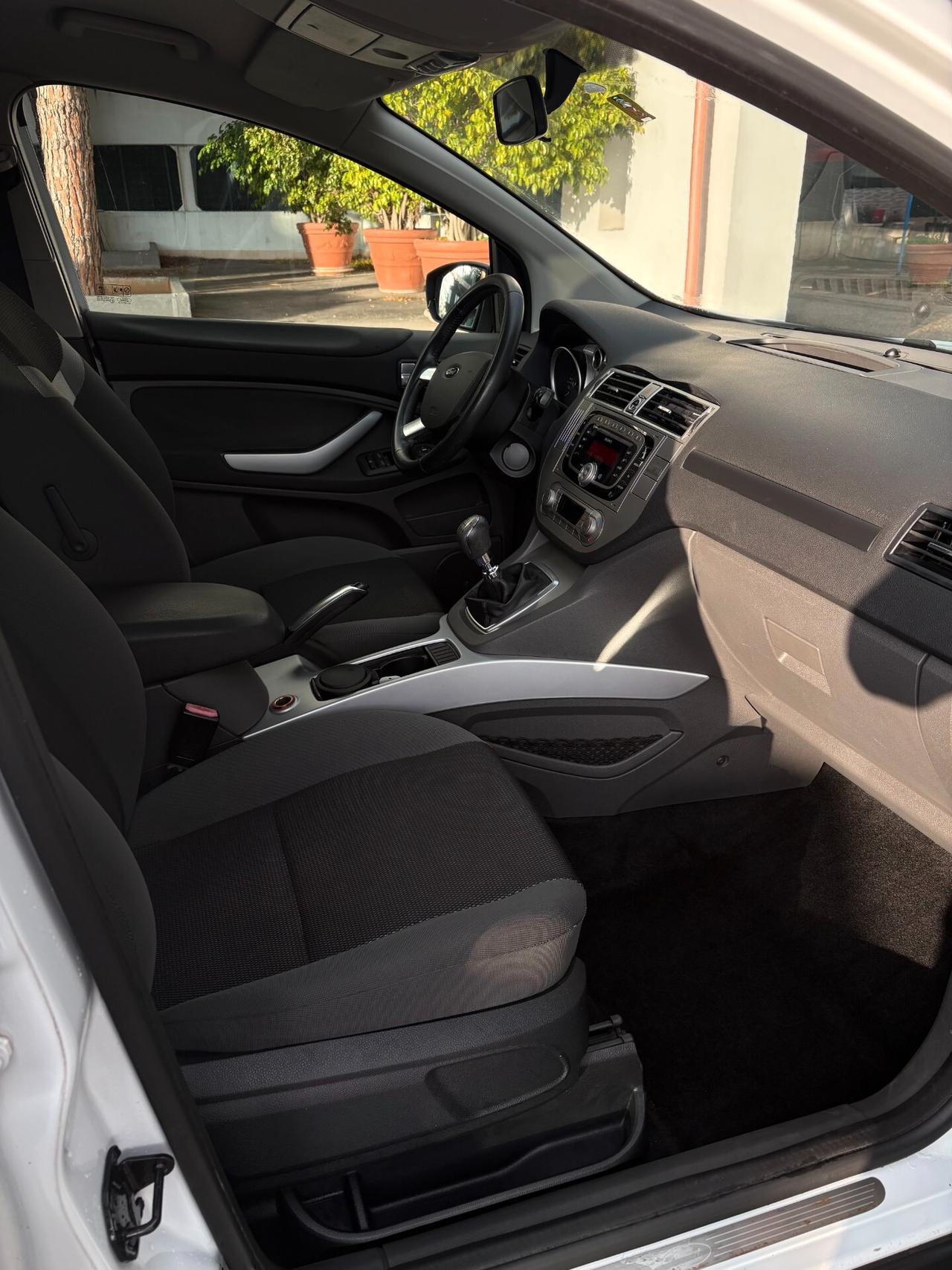 Ford Kuga 2.0 TDCi 140 CV