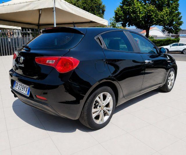 ALFA ROMEO Giulietta 1.6 JTDm-2 105 CV Distinctive Pack Quadrifoglio