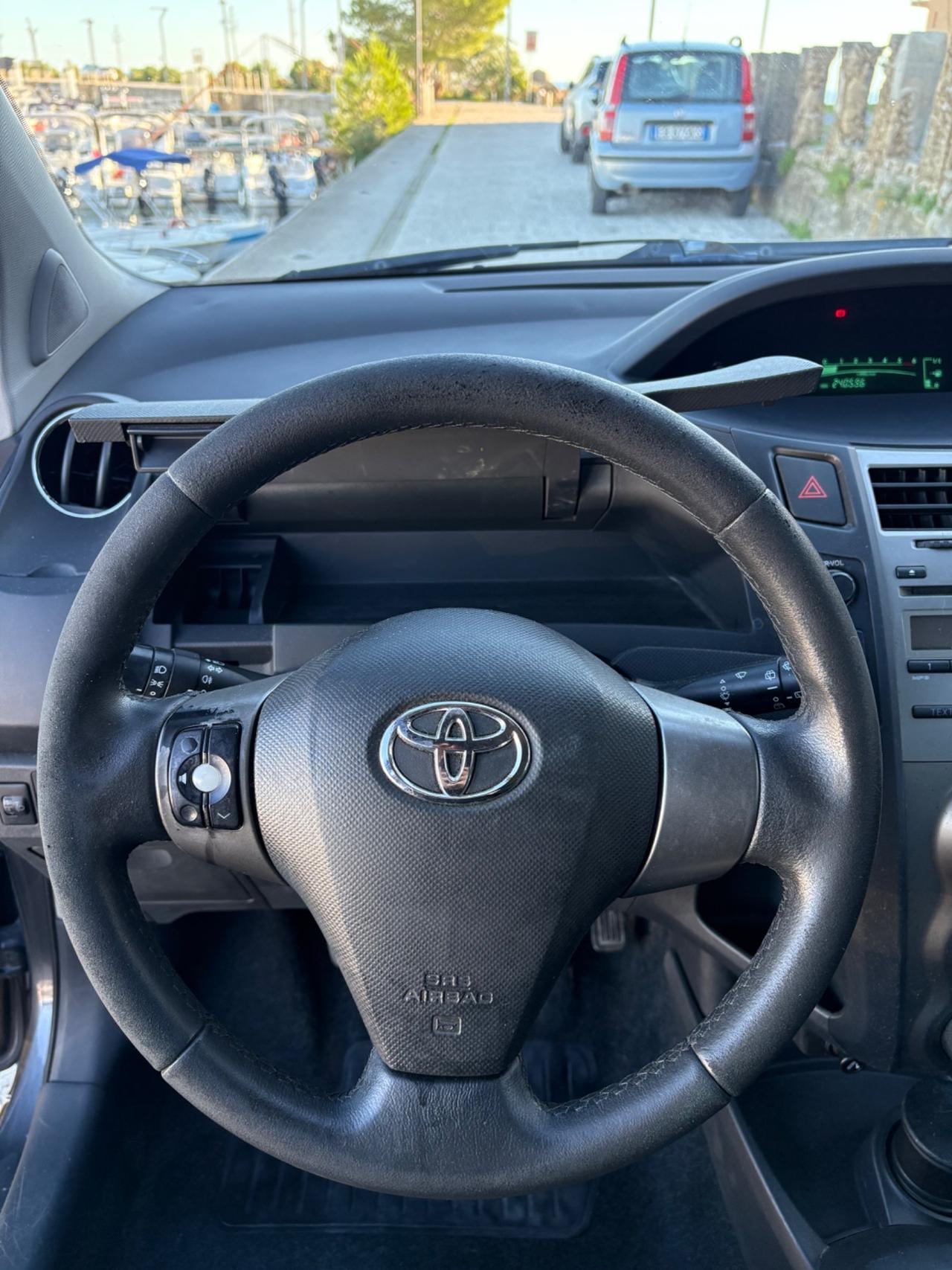 Toyota Yaris anche senza busta paga