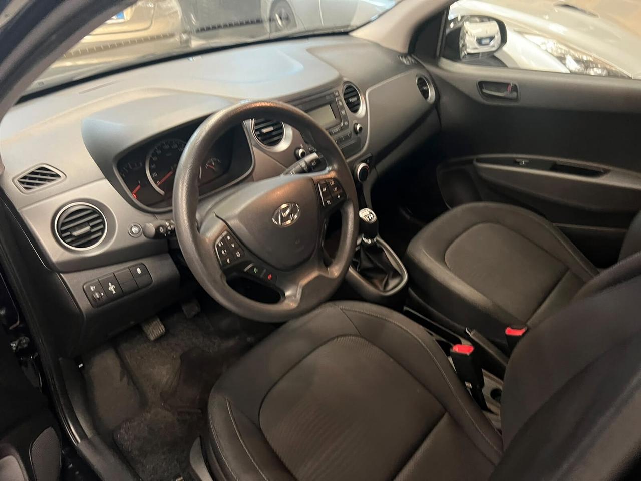 Hyundai i10 1.0 MPI Classic - 2017