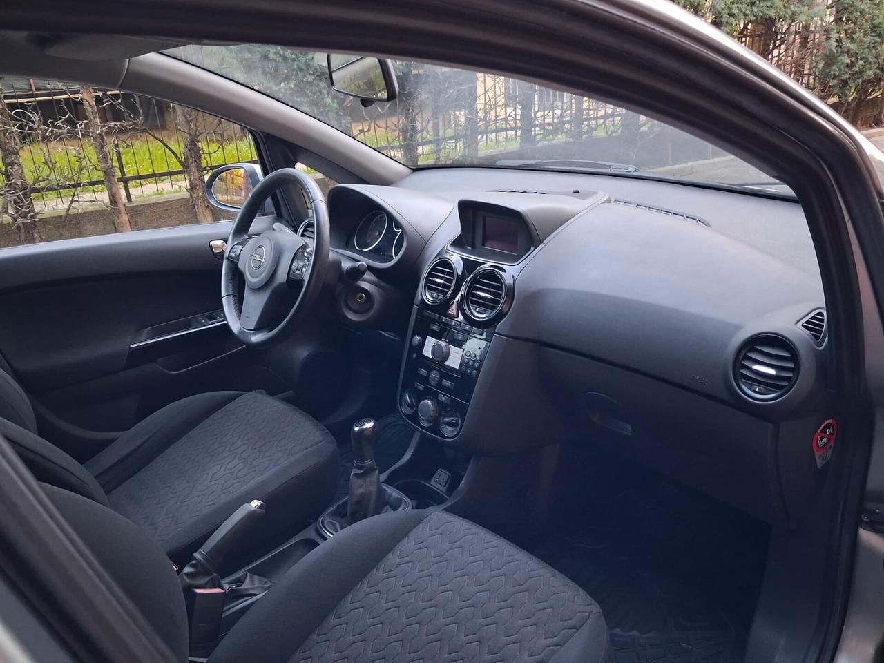 Opel Corsa 1.2 85CV 5 porte GPL-TECH Edition