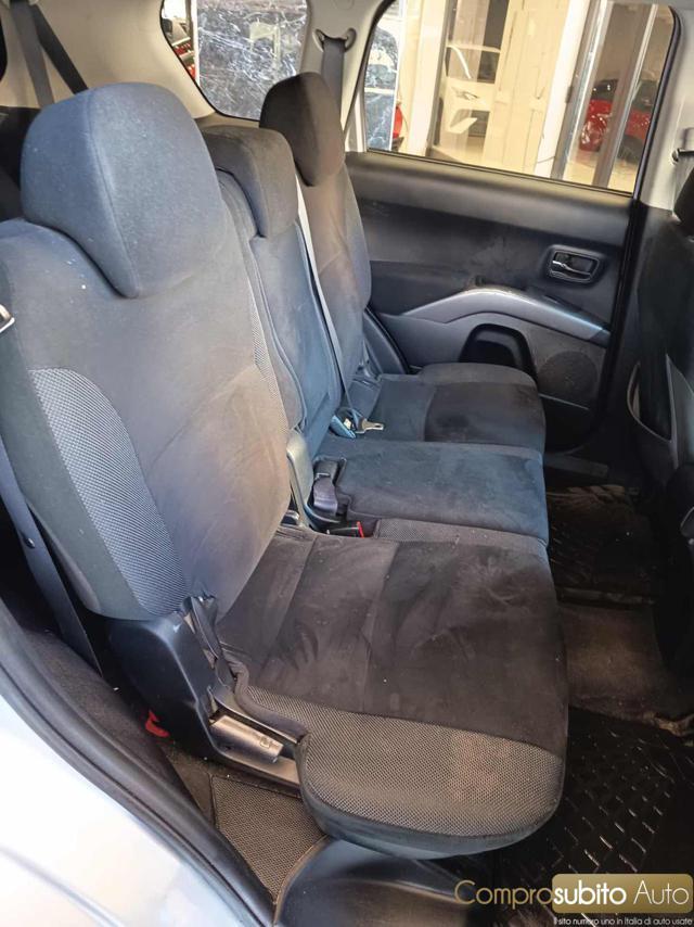 MITSUBISHI Outlander 2.0 DI-D Invite DPF