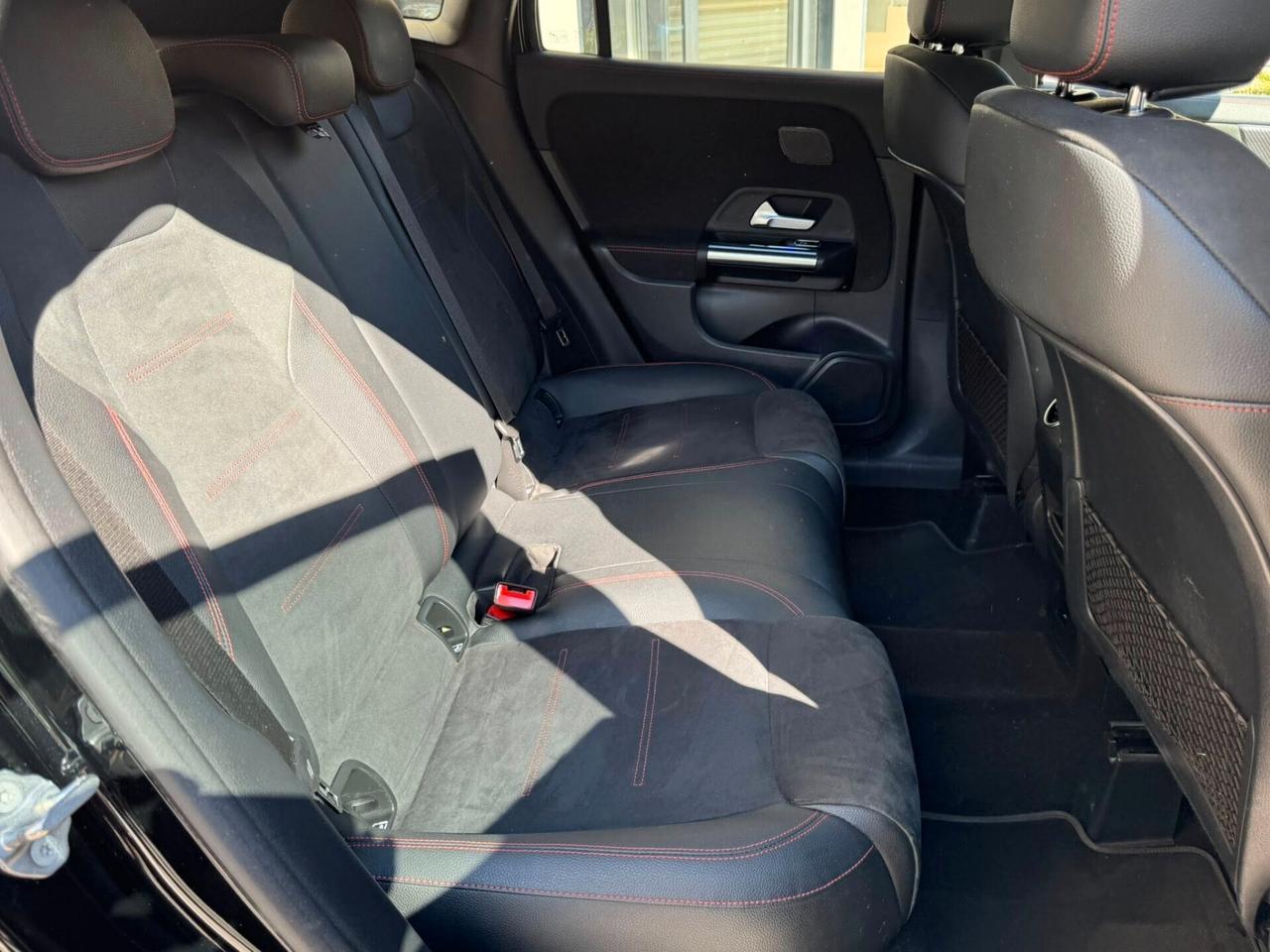 MERCEDES GLA 200 CDI 150 CV. AMG PREMIUM AUTOMATIK