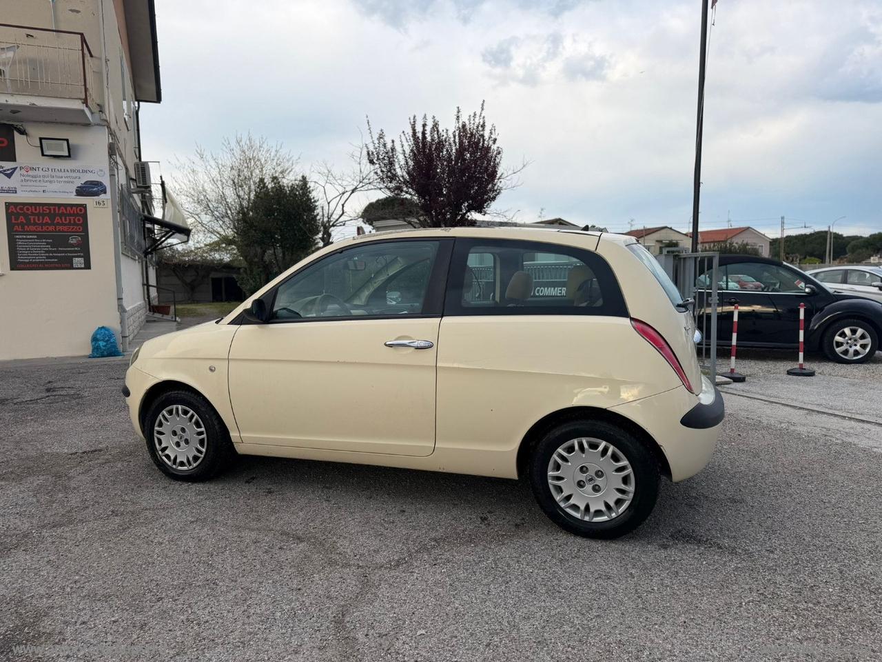 LANCIA Ypsilon 1.2 Oro