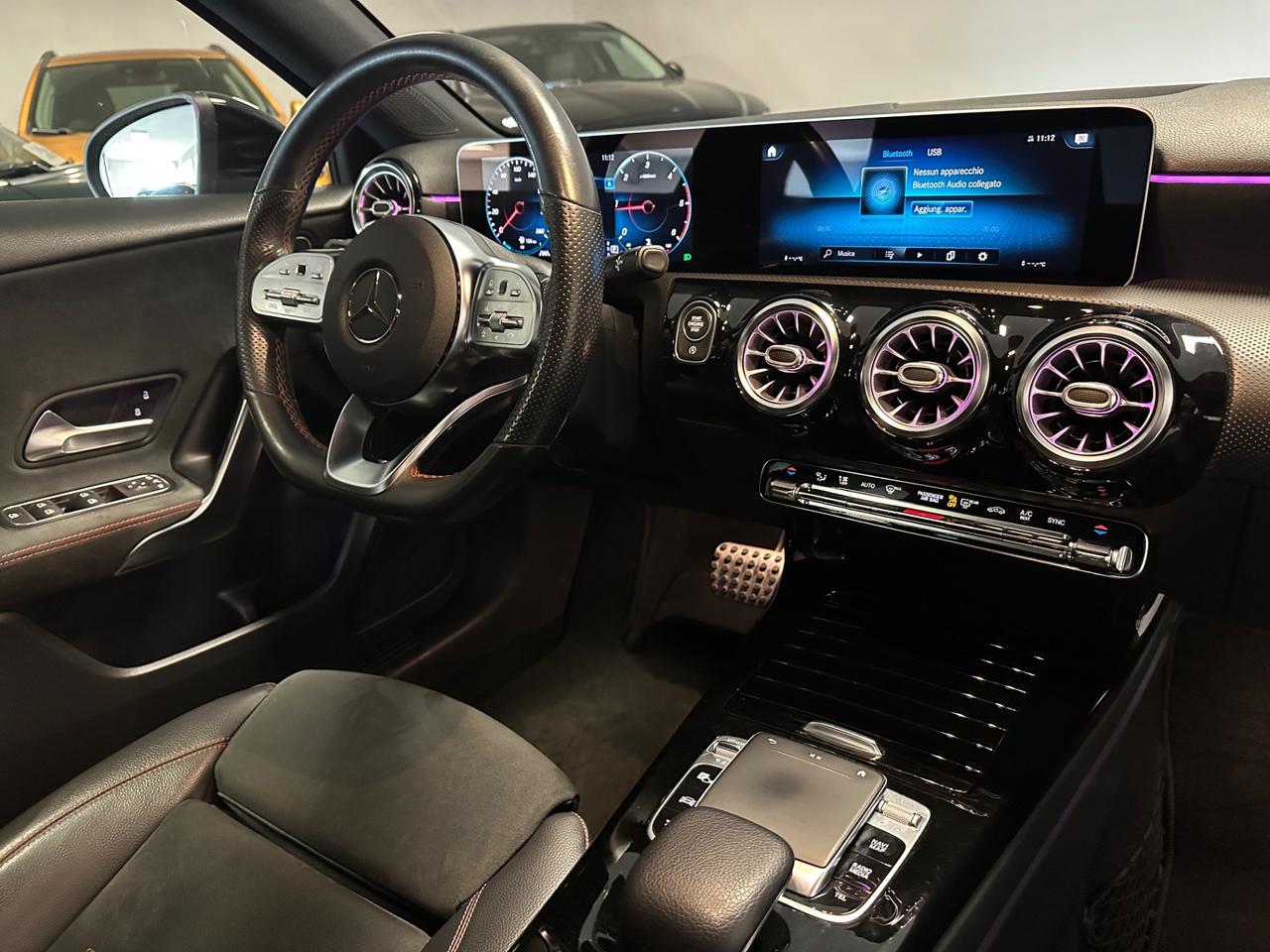 MERCEDES-BENZ A180D PACK PRMIUM AMG 116CV PRONTA CONSEGNA