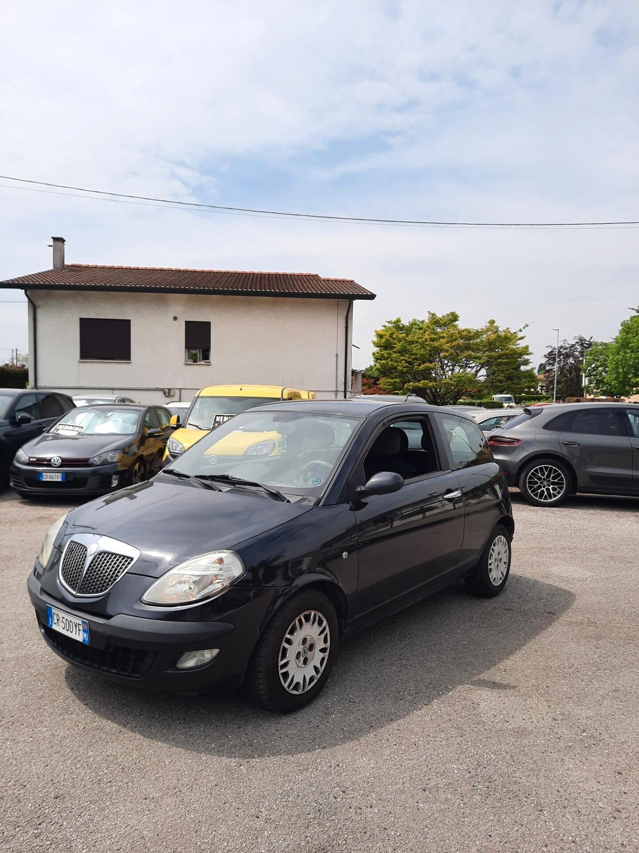 Lancia Ypsilon 1.3 Multijet Platino OK NEOPATENTATI