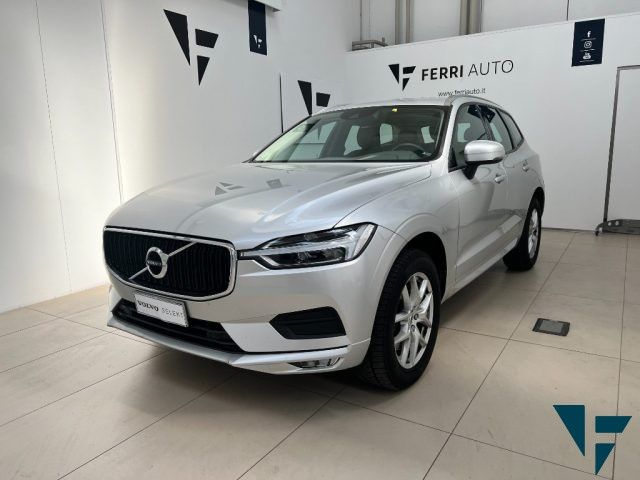 VOLVO XC60 B4 (d) AWD Geartronic Momentum