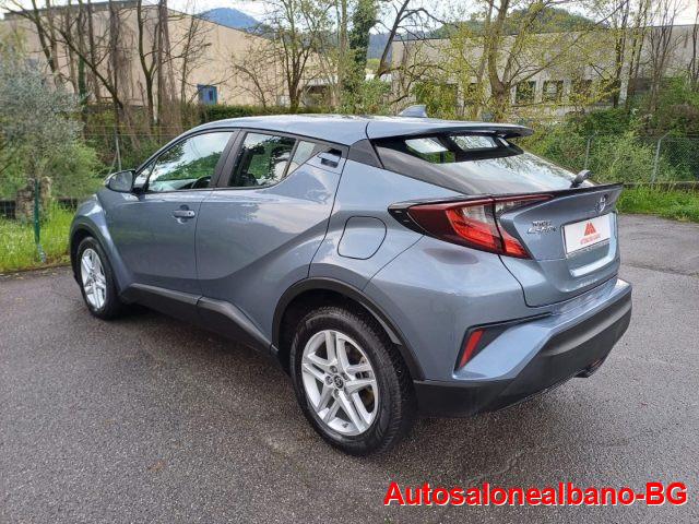 TOYOTA C-HR 1.8 Hybrid E-CVT Active