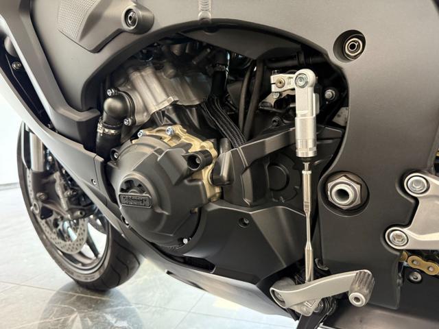 HONDA CBR 1000 RR Fireblade