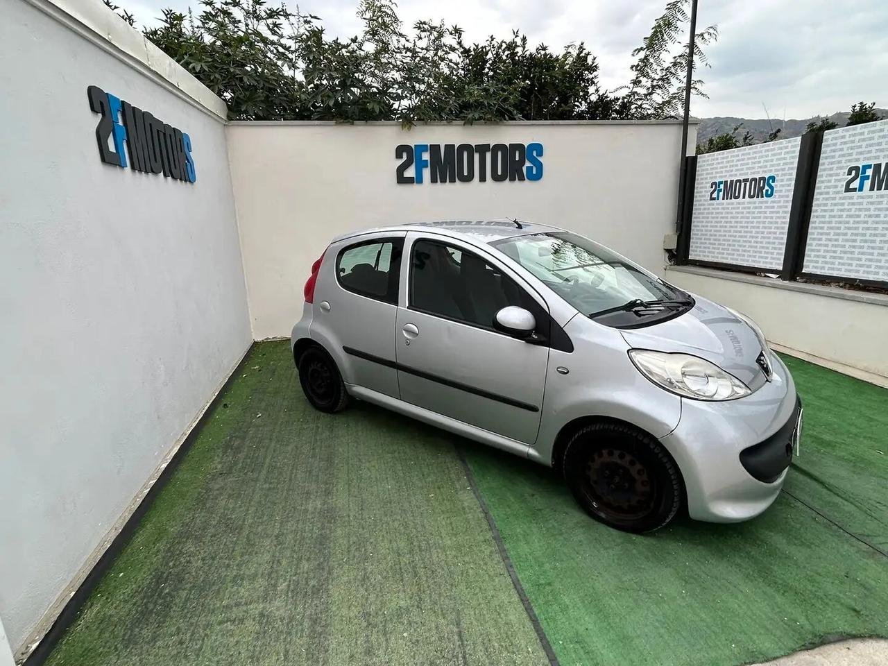 Peugeot 107 1.0 68CV 5p. Desir