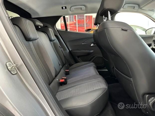 Peugeot 2008 BlueHDi 130 S&S EAT8 Allure
