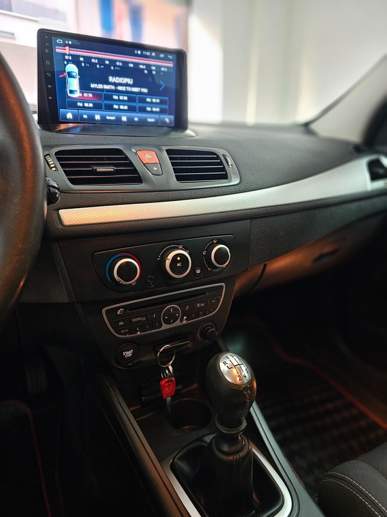 Renault Megane Mégane 1.5 dCi 110CV Luxe