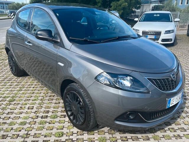Lancia Ypsilon 1.0 FireFly 5 porte S&S Hybrid Ecochic Silver PREZZO PROMO