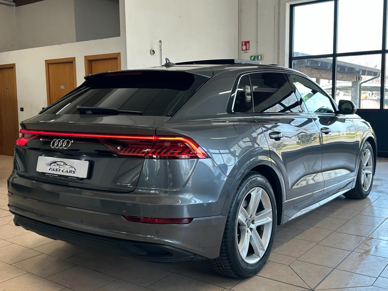 AUDI Q8 50TDI QUATTRO *TETTO*MATRIX*B&O*RADAR*PACKLUCI*CARPLAY