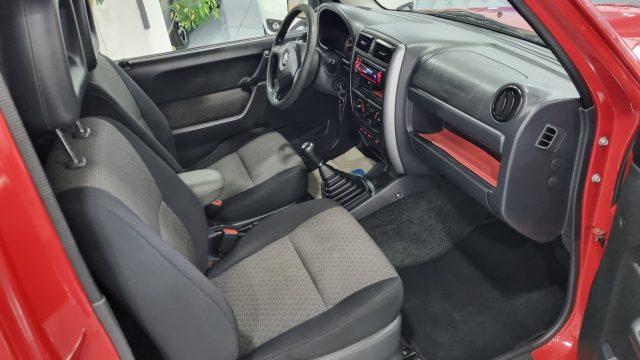 SUZUKI Jimny 1.5 DDiS cat 4WD *in arrivo*