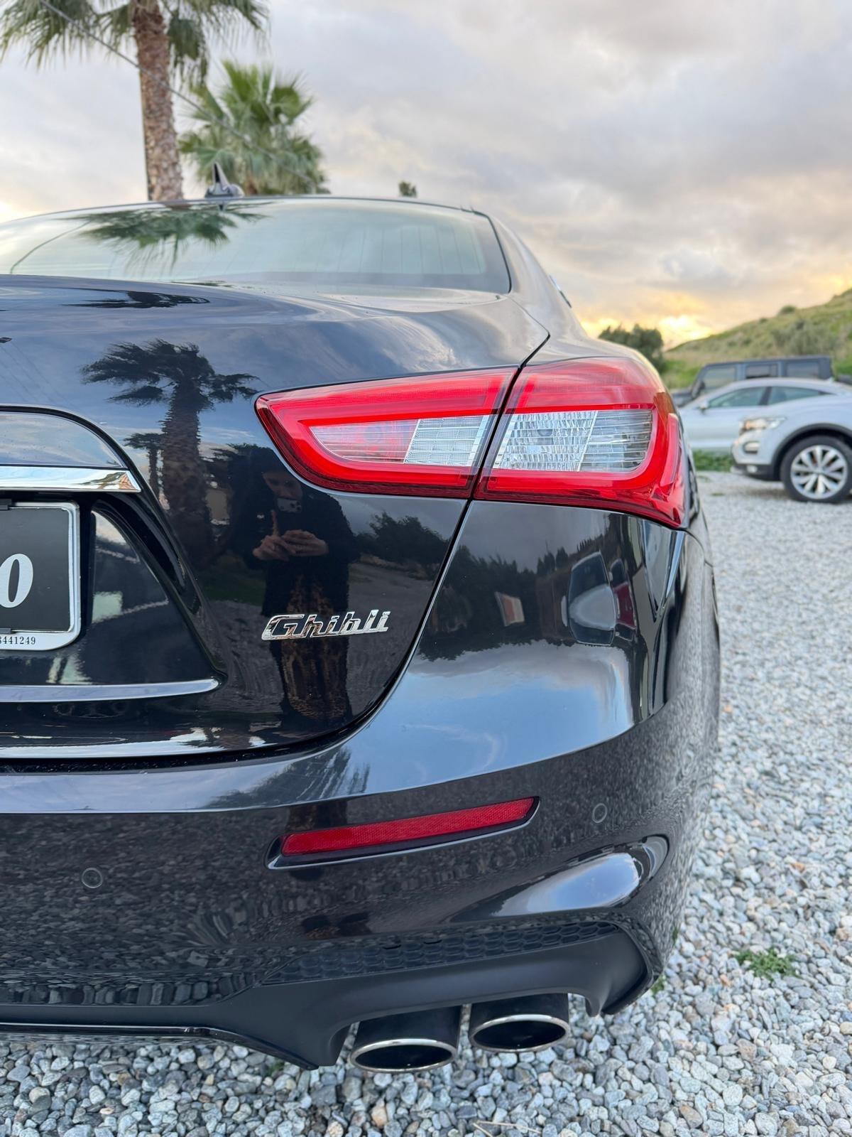 Maserati Ghibli V6 Diesel 275 CV gransport