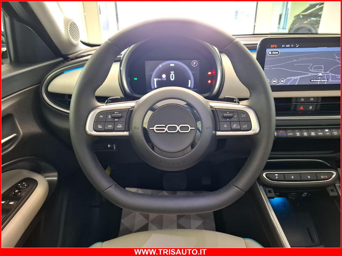 FIAT 600 1.2 T-GEN3 MHEV DCT La Prima NEOPATENTATI (FULL LED+PELLE+NAVI)