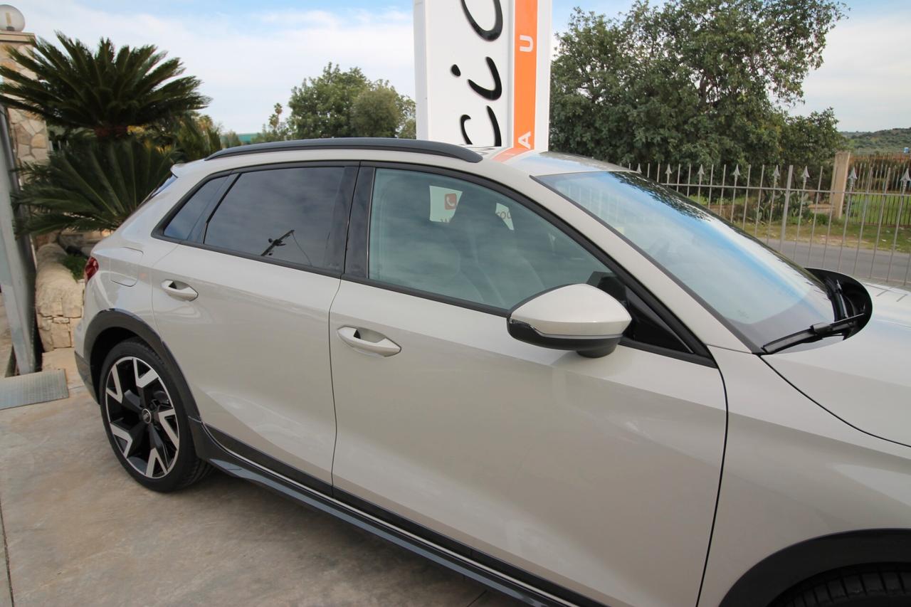 Audi A3 allstreet 35 TFSI S tronic Identity Contrast 11.2025