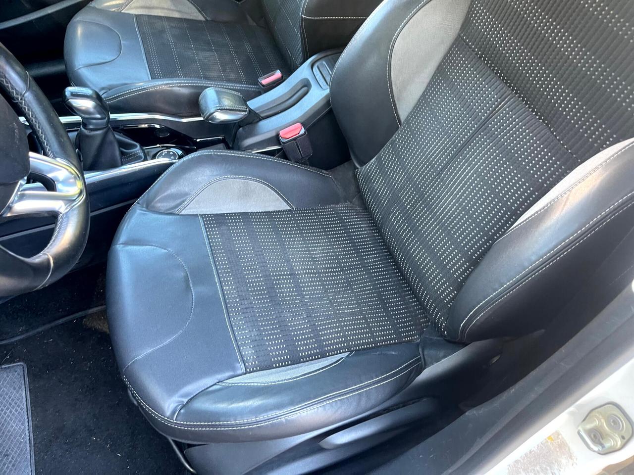 Peugeot 2008 GARANZIA 24 MESI 1.6 e-hdi Allure s NEOPATENTATI