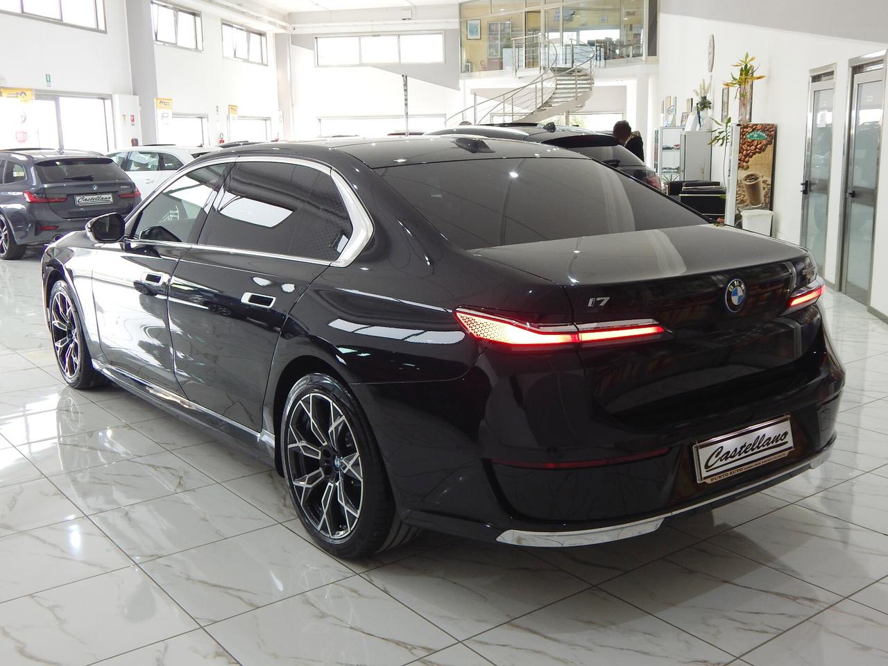 BMW i7 Edrive50