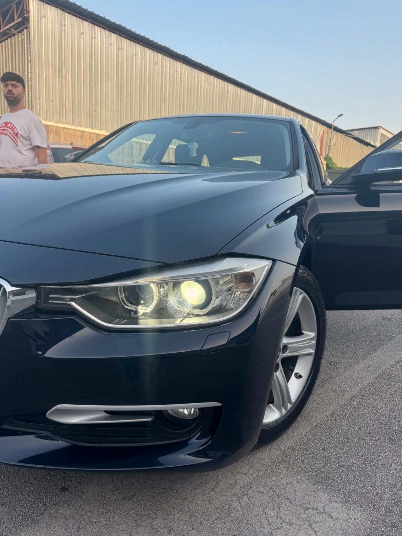 Bmw 316d Touring Luxury Automatica