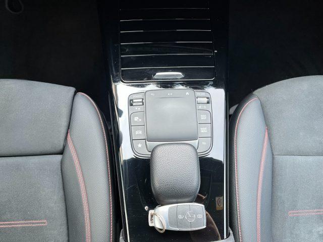 MERCEDES-BENZ A 180 d Automatic Premium AMG *MOTORE MERCEDES*