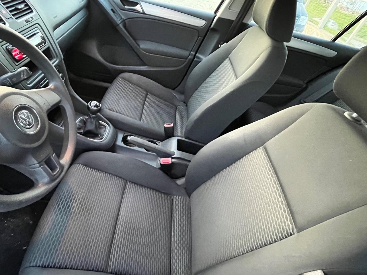 Volkswagen Golf 1.6 TDI 5p. Anno 2012