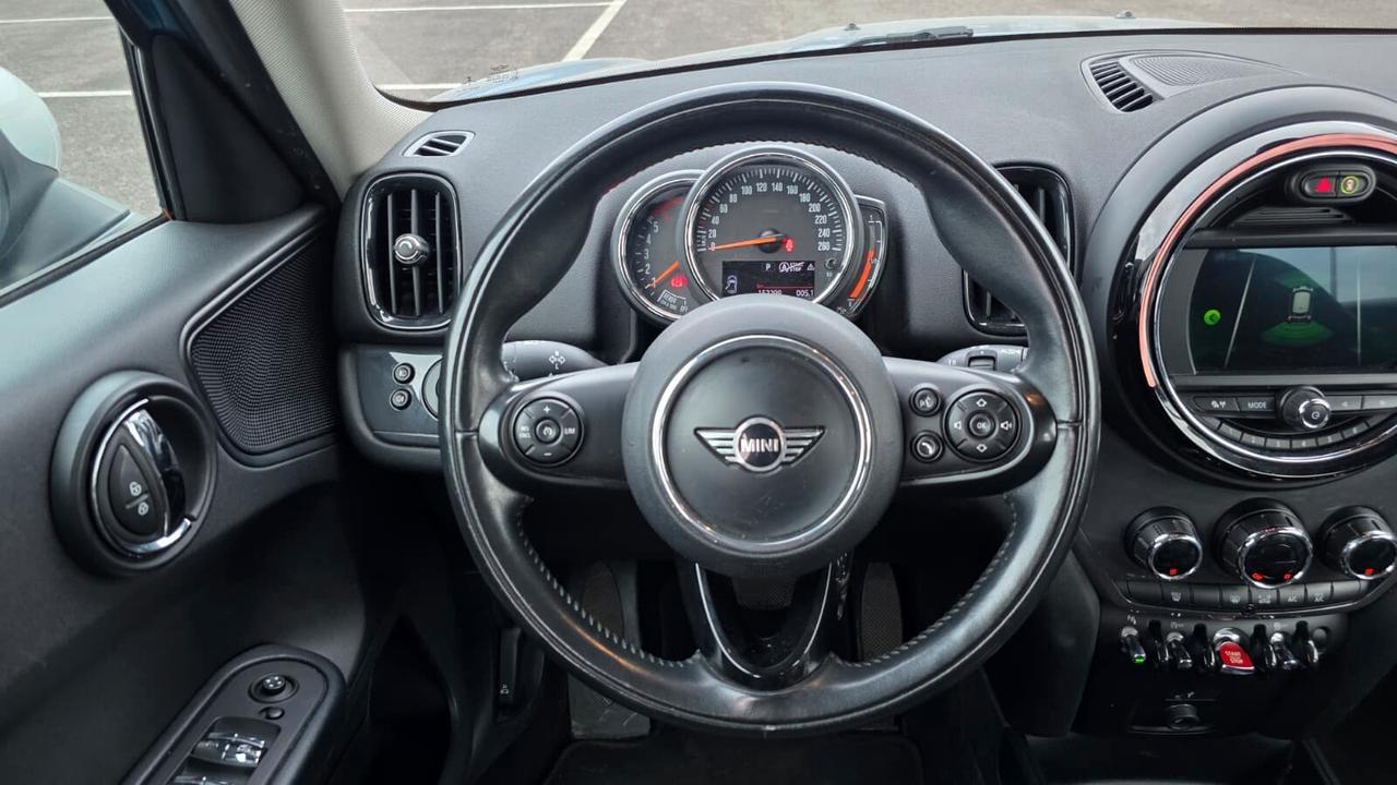 Mini Cooper Countryman DI CAMBIO AUTOMATICO