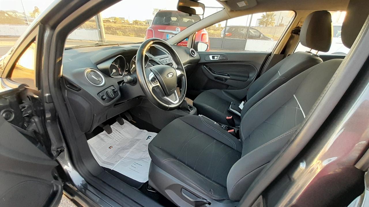 Ford Fiesta 1.4 5p. Bz.- GPL Titanium