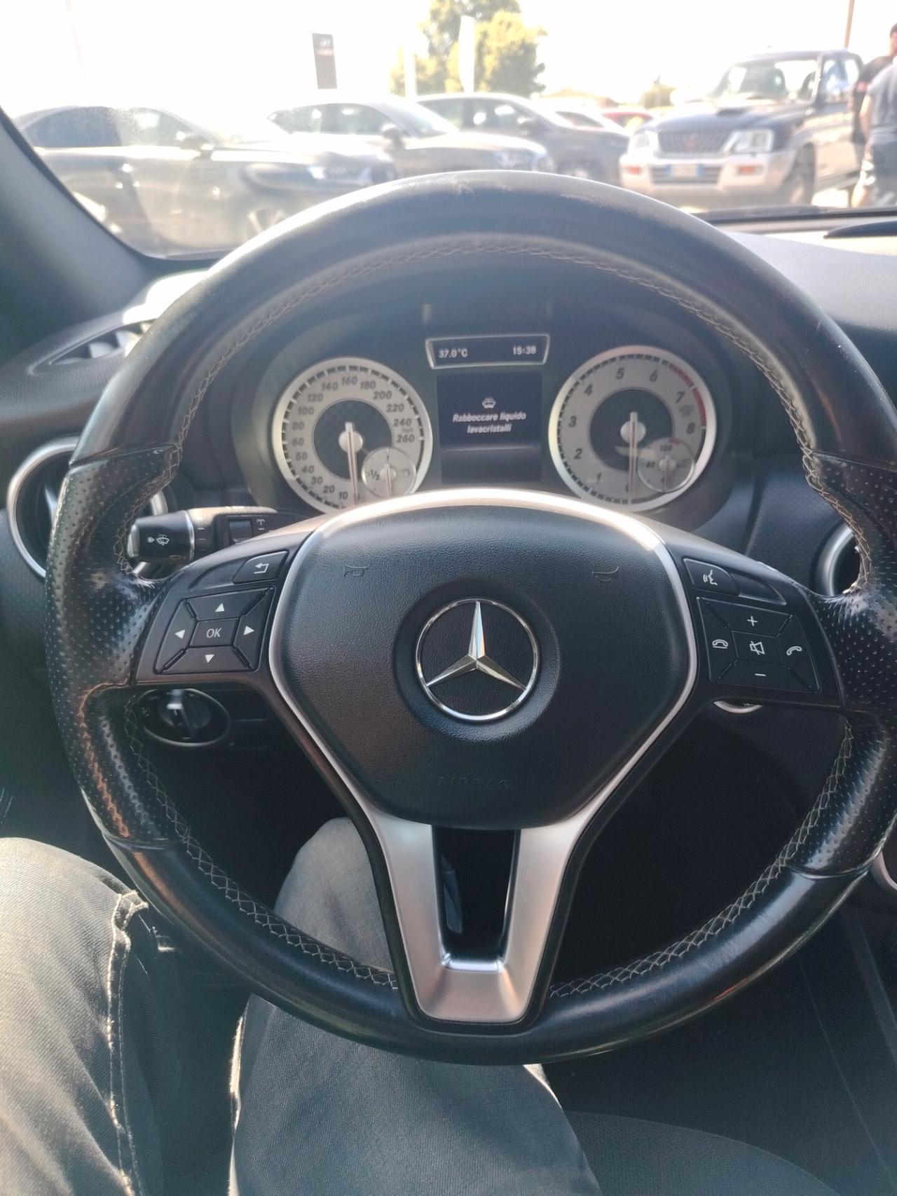 Mercedes-benz CLA 200 Executive