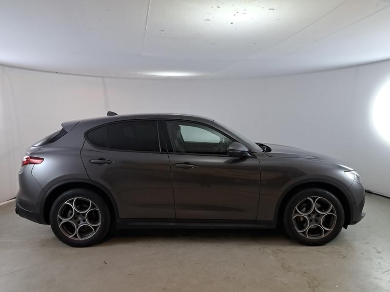 ALFA ROMEO STELVIO 2.2 TD 190 CV Sprint AT8 Q4