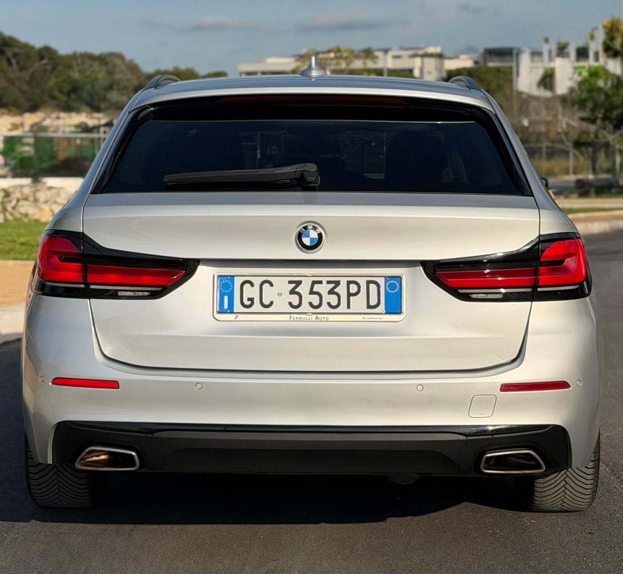 Bmw 520d Touring 190CV mhev PELLE/FUL LED