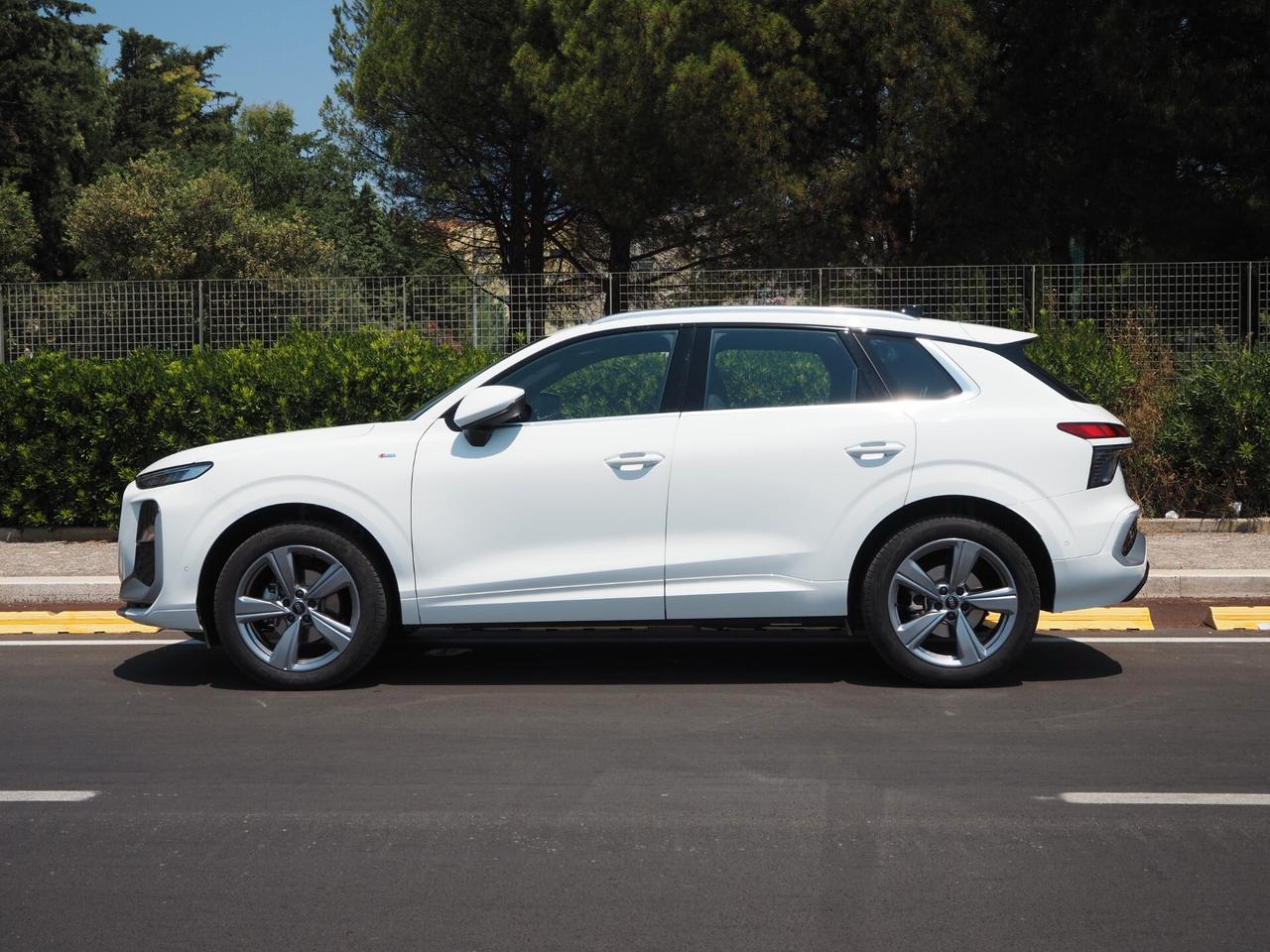 Audi Q3 TFSI 110 kW mHEV S tronic Line edition